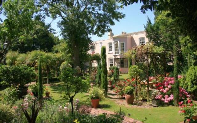 Bed & Breakfast at Ocklynge Manor