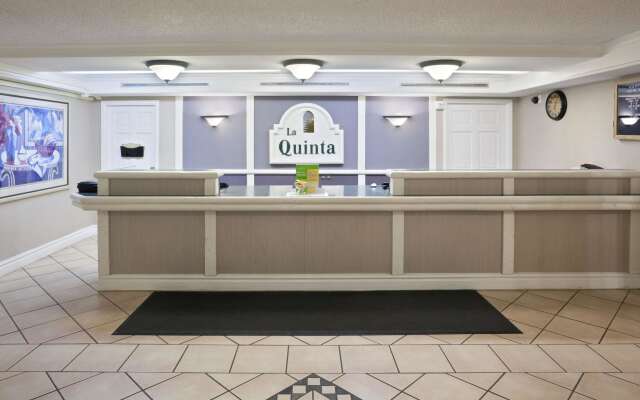 La Quinta Inn by Wyndham Omaha West