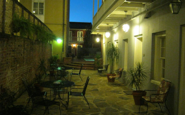 Grenoble House