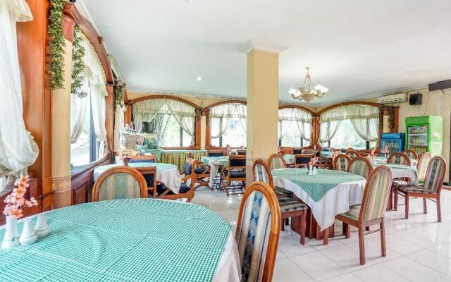 Hotel Istana Permata Juanda