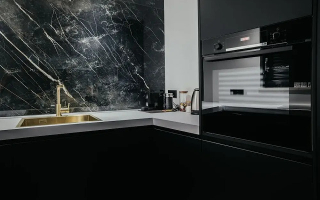 Apartment Black Diamond