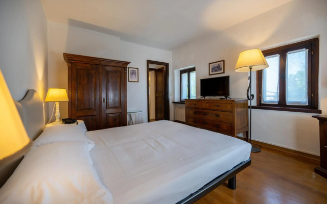 Palazzo Viviani Castello di Montegridolfo