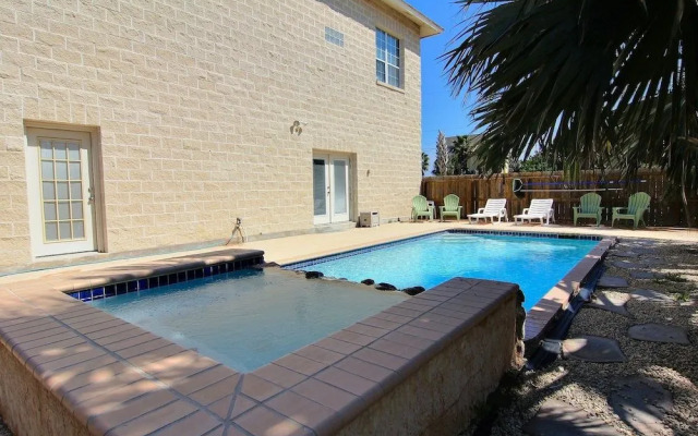 Groff's Getaway 646 by RedAwning