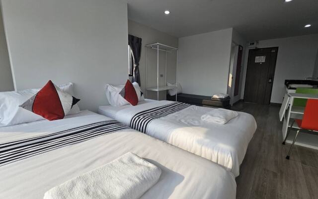 Area Place Hotel