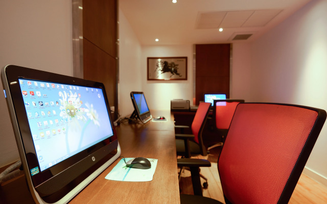 Triple Two Silom Boutique Hotel