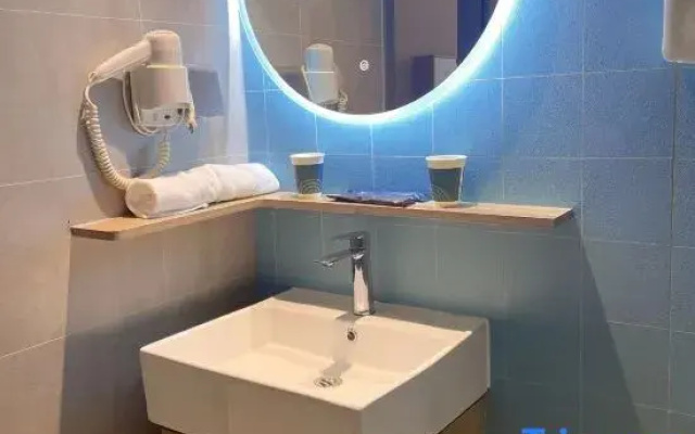 Homeinn Hotel (Jiangyin New World Commercial Plaza)