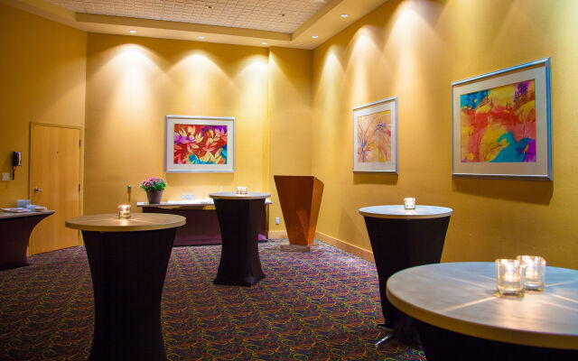 iHOTEL & Conference Center Red Deer