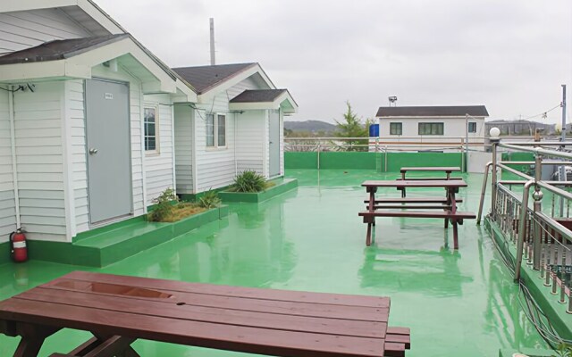 Taean Flower Fragrance Pension
