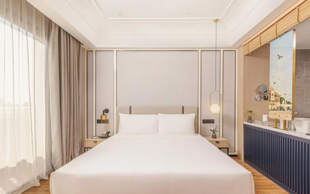 Maxx Phnom Penh Downtown (By H World)