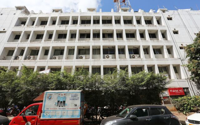 OYO 16159 Hotel Keshari