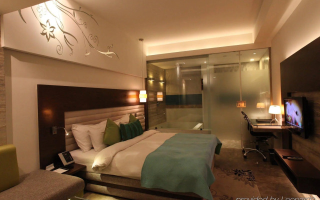Maya Hotel