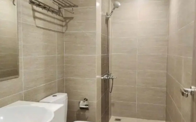 Lyshing Apartment in Vinhomes Grand Park