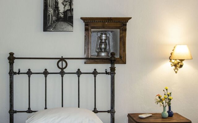 Opus 1910 Otel