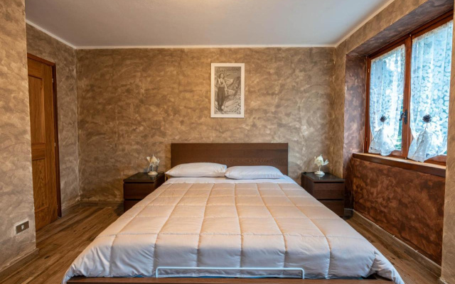 San Luigi Rooms & Apartments