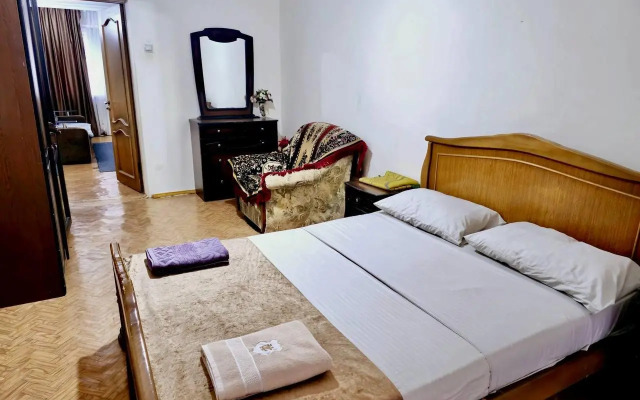 Привал на проспекте Имама Шамиля