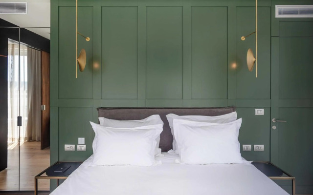 Ink Hotel