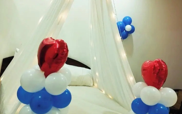 Goroomgo Skyee Residency Chandigarh