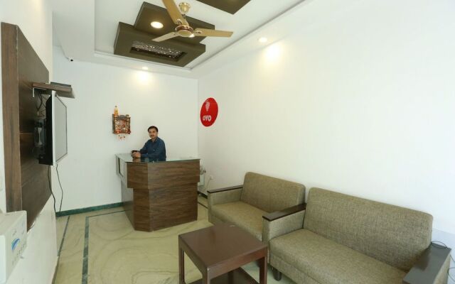 OYO 6780 Hotel Shiva Grand