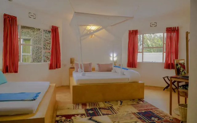 Dan Stam Hotel