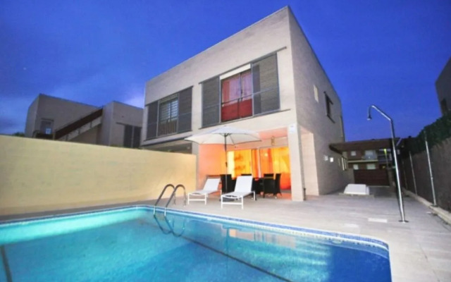 Villa Carrer del mas del Vidalet  7 Holid No.1