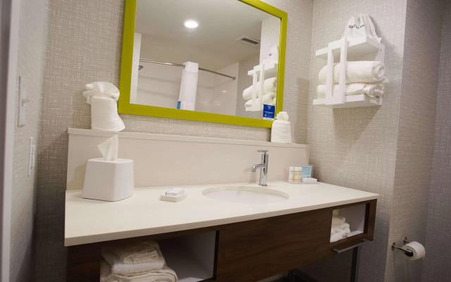 Hampton Inn & Suites St. Clairsville