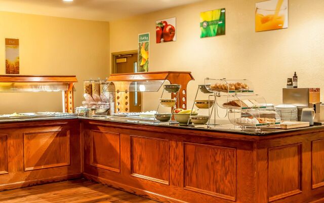 Quality Inn & Suites Hannibal