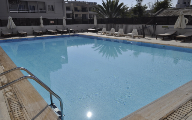 Sun Hall Hotel