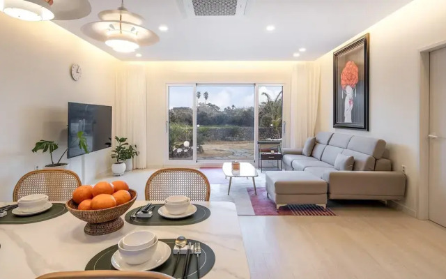 Jeju Stay Rowoon Dockchae Pension