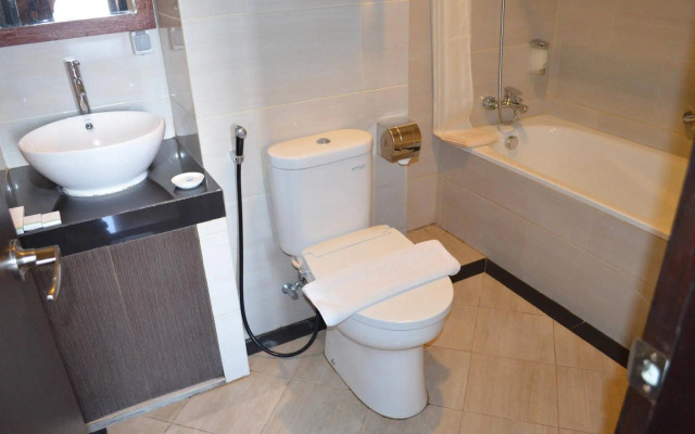 Tiatira Kencana Hotel