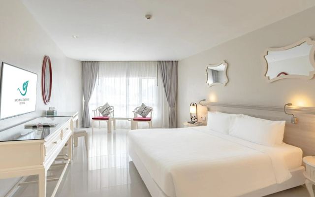 Jayleen Clarke Quay Hotel
