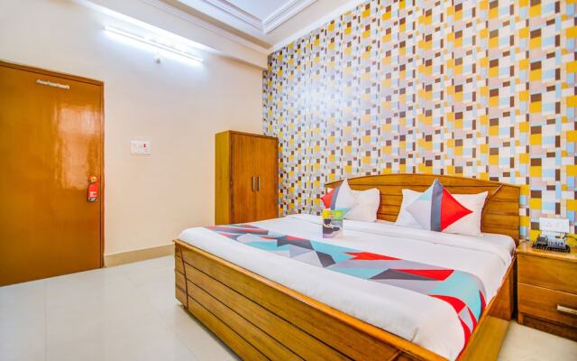 Hotel Gomti Residency