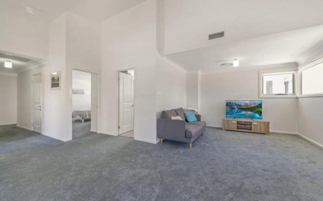 SEA MIST Gerringong 4pm Check Out Sundays