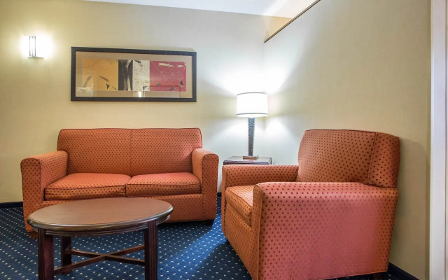 Howard Johnson by Wyndham Merrillville