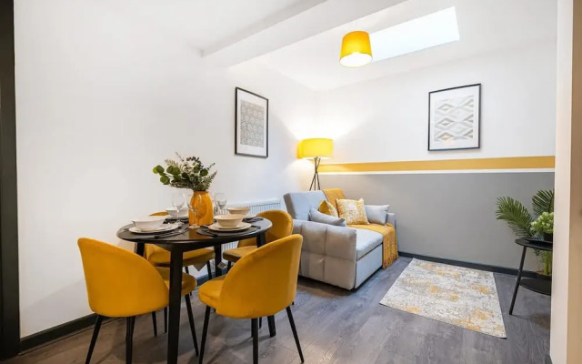 5-bed 5 En-suite Apartment in Manchester