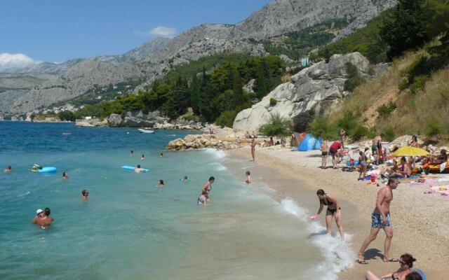 Apartments Bilic Nemira