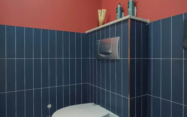 A Hotel Chinatown Stay from 8PM to 9AM