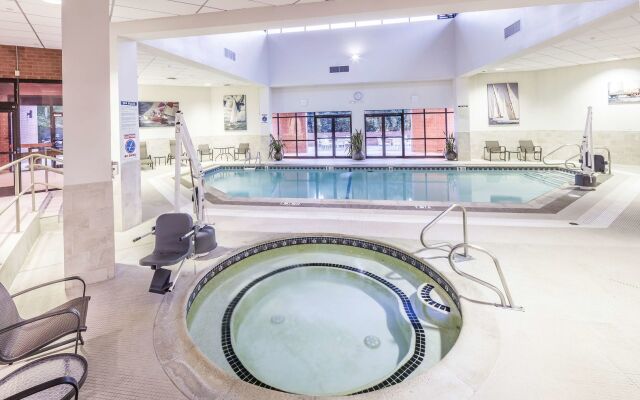 DoubleTree by Hilton Boston - Andover