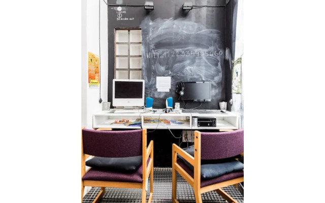 Traveller Box Hostel