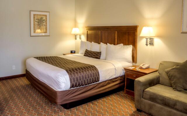 Best Western Plus MidAmerica Hotel