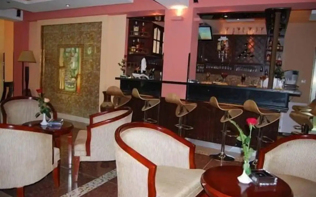 Archi Hotel-Apartment