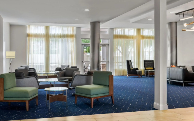 Courtyard by Marriott Evansville East