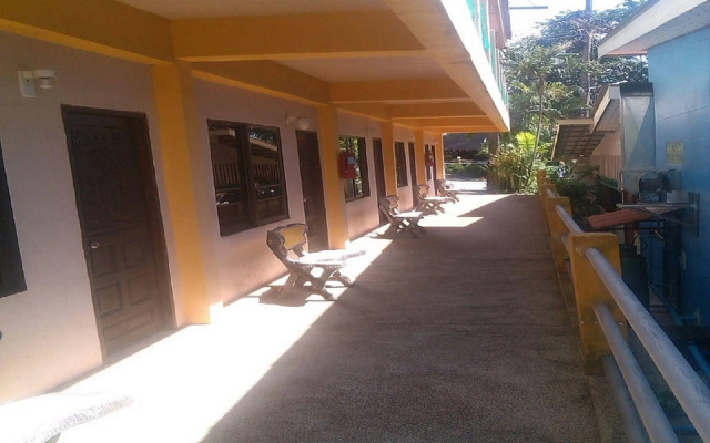 Klong Muang Inn