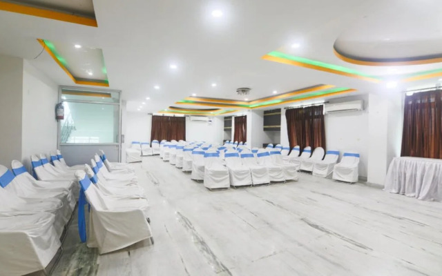 Hotel Sunview by OYO Rooms