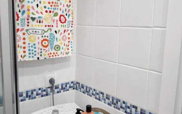 Studio in Benalmádena, With Wonderful sea View, Shared Pool, Balcony