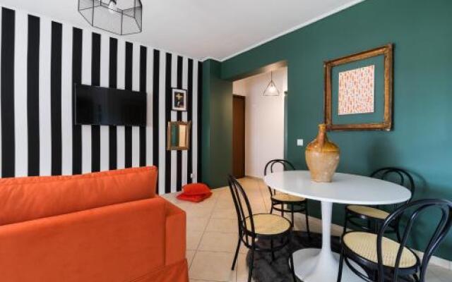 Three-Bedroom Apartment with Acropolis view