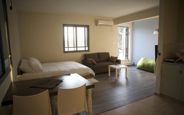 Zimmer Mantur