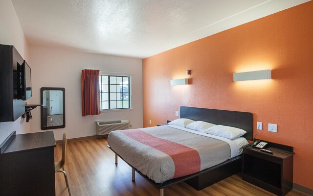 Motel 6 Bedford, TX - Fort Worth