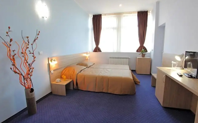 Teodora Palace Hotel