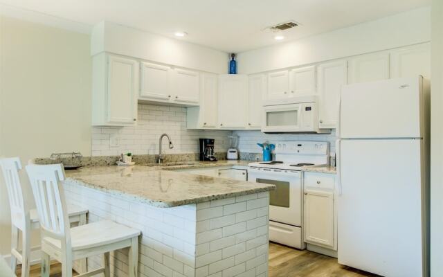 7 D, One Bedroom Condo