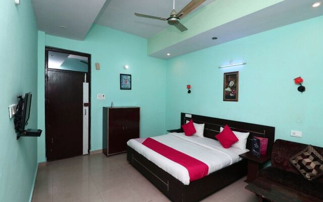 OYO 16905 The Rohtak Hyatt